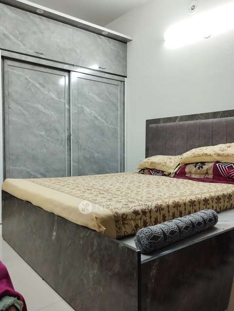 2 BHK Flat In L&t Seawoods For Sale  In Seawoods