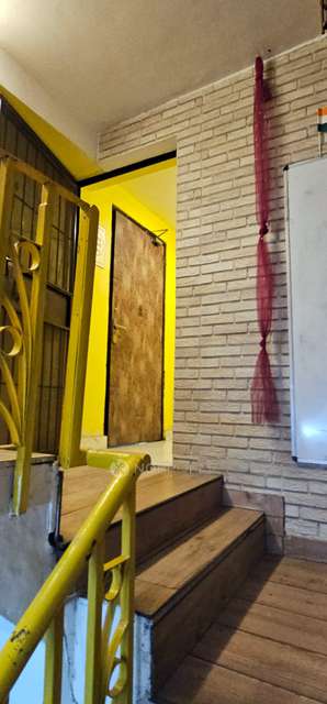 3 BHK Flat In B Block, Lajpat Nagar 3, New Delhi For Sale  In Lajpat Nagar