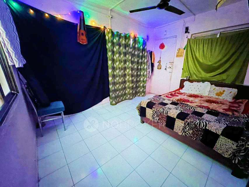 Single Room for Female In 1 BHK  In Ashwa Apartment  In Andheri West