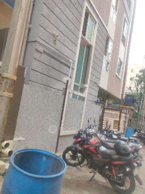 PG for Boys in Kompally