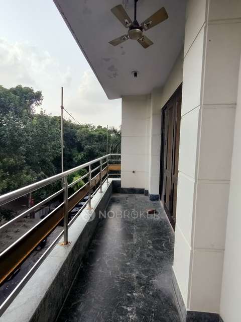 3 BHK Flat In East Punjabi Bagh  For Sale  In Punjabi Bagh