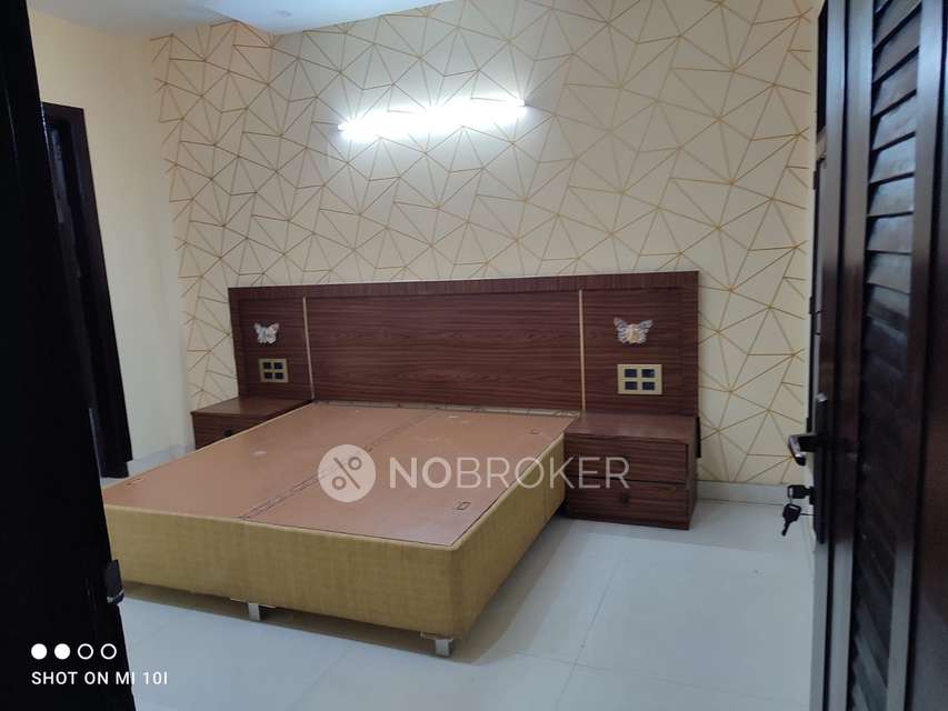 3 BHK Flat In East Punjabi Bagh  For Sale  In Punjabi Bagh