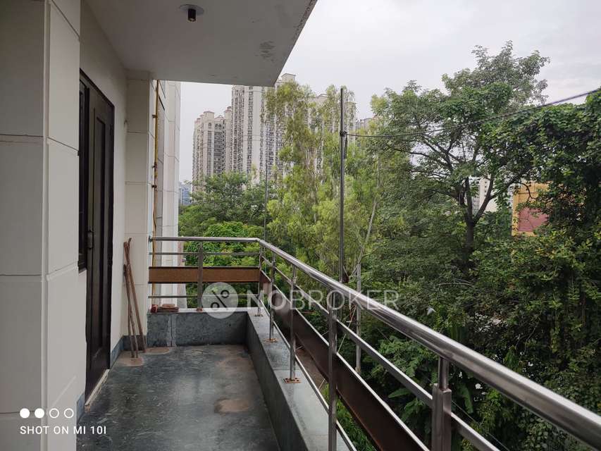 3 BHK Flat In East Punjabi Bagh  For Sale  In Punjabi Bagh