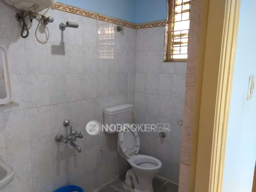 2 BHK Flat In Sapthagiri For Sale  In New Bel Road