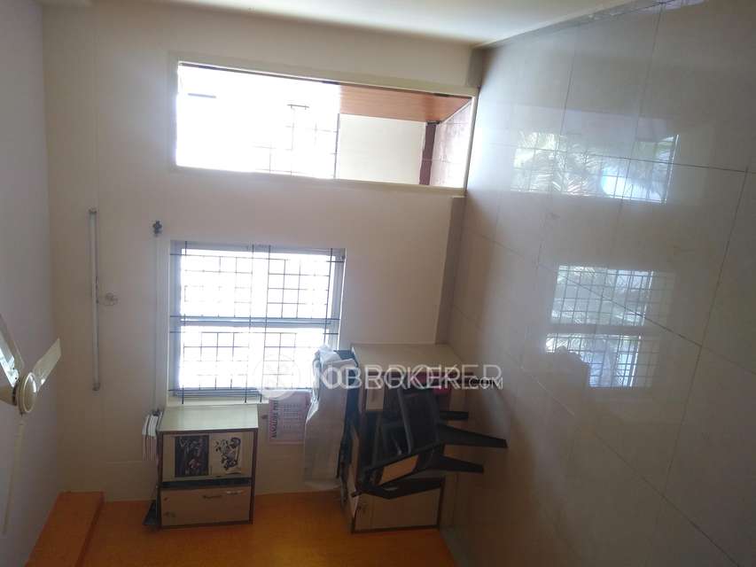 2 BHK Flat In Sapthagiri For Sale  In New Bel Road