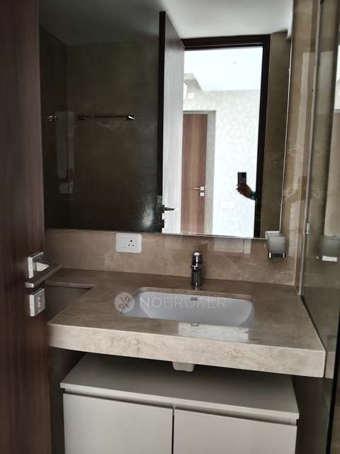 3 BHK Flat In Hiranandani Gardens Highland For Sale  In Powai
