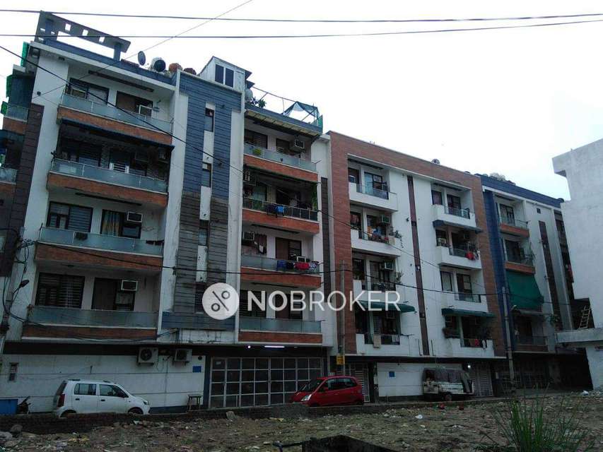 1 BHK Flat In Bharat Appartment  For Sale  In Burari