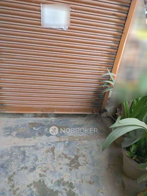 Shop in Mahipalpur, , Delhi for sale 