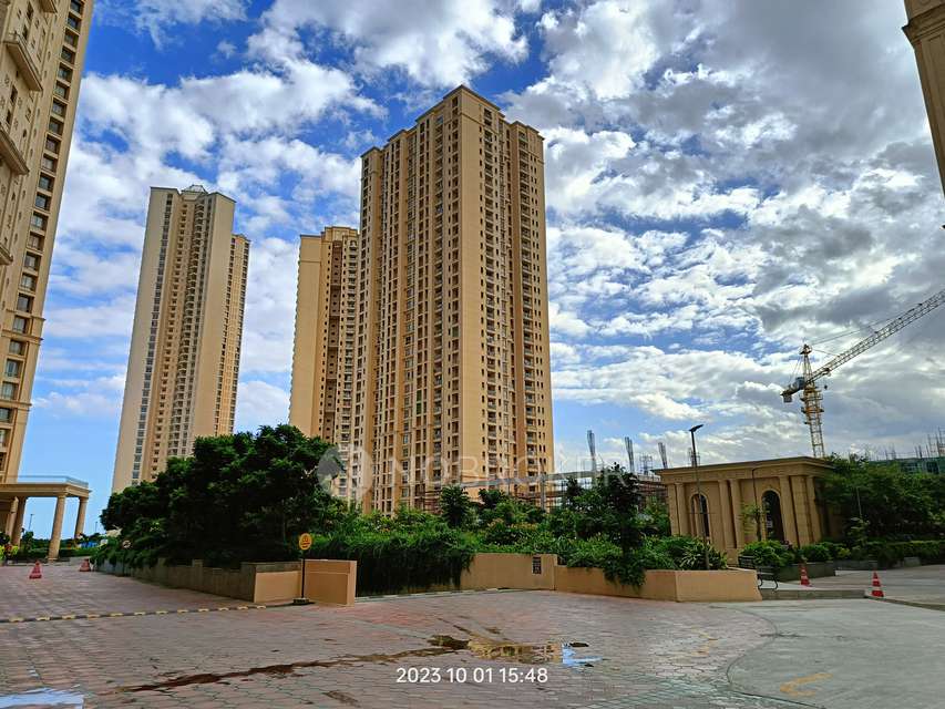 3 BHK Flat In Hiranandani Brentwood For Sale  In Navalur