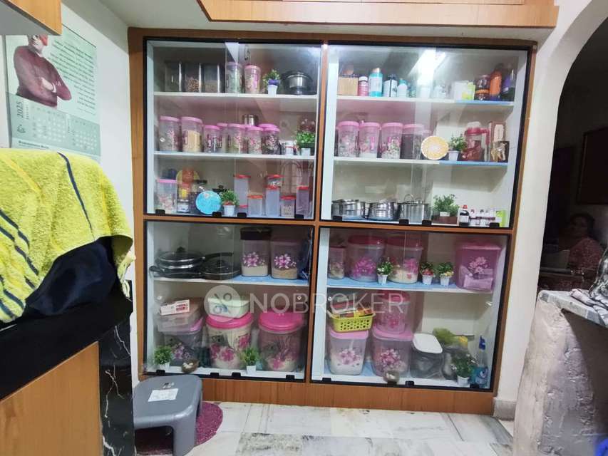 2 BHK Flat In Sri Venkateshwara Aprtment For Sale  In Old Bowenpally