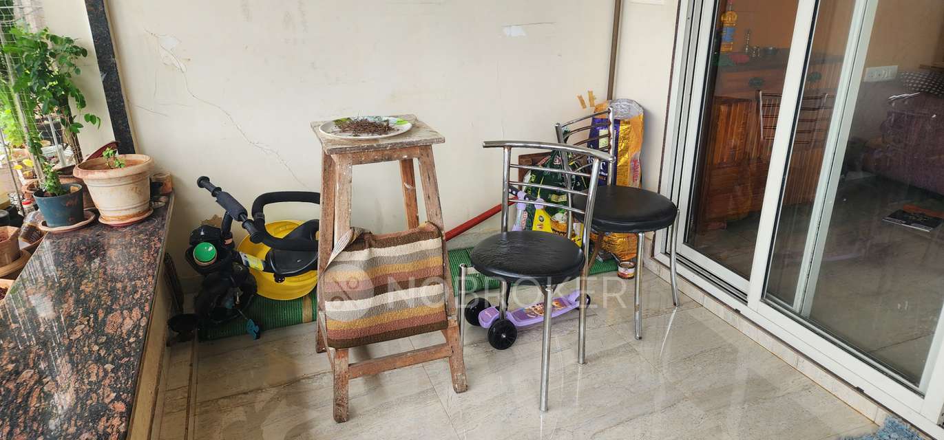 2 BHK Flat In Rizvi Cedar, Malad East For Sale  In Malad East