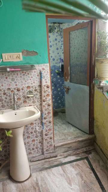 4+ BHK House For Sale  In Karawal Nagar 