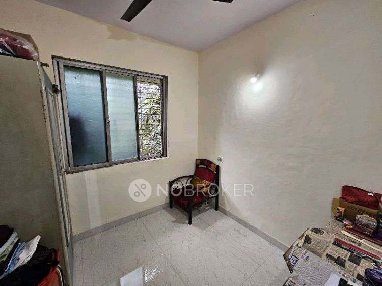 Shared Room for Female In 1 BHK  In Surashree Chs, Sector 20c, Airoli, Navi Mumbai, Mumbai In Airoli