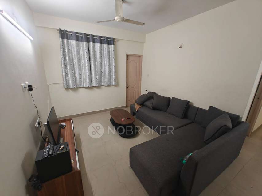 Single Room for Male In 2 BHK  In Innovative Petal, Mahadevapura In Mahadevapura
