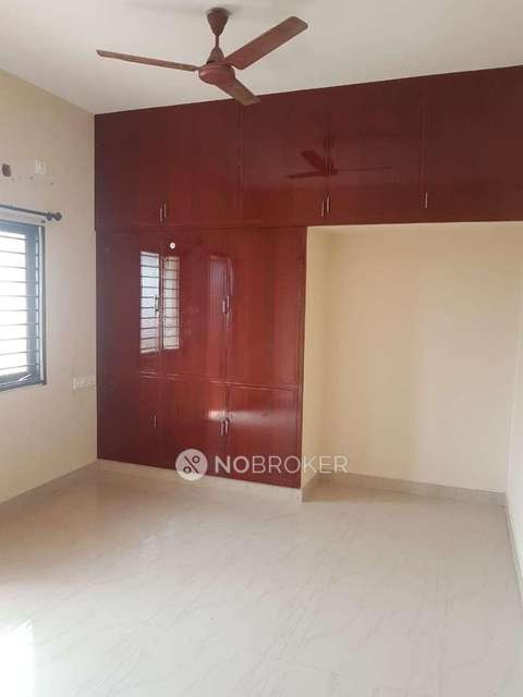 2 BHK Flat In Vignesham For Sale  In Kazhipattur