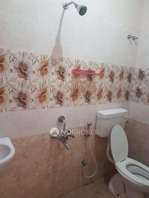 2 BHK Flat In Vignesham For Sale  In Kazhipattur