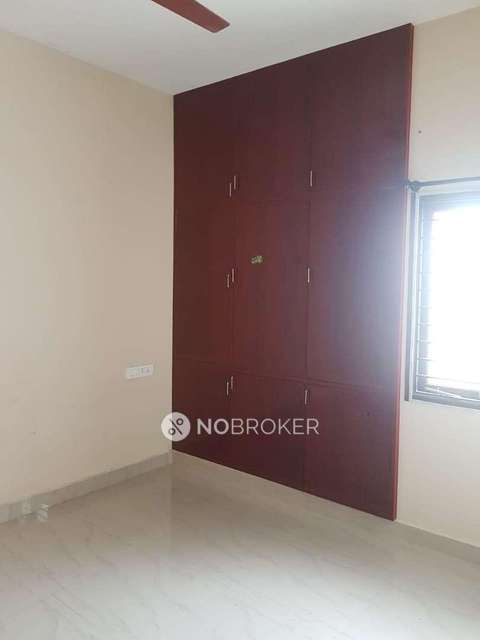 2 BHK Flat In Vignesham For Sale  In Kazhipattur