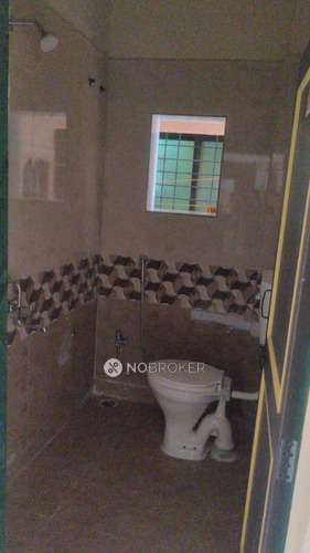 1 BHK Flat In Standalone Building  for Rent  In Kharadi