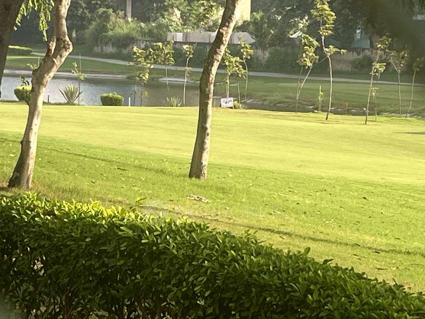 2 BHK Flat In Jaypee Greens The Pavilion Court, Sector 128 For Sale  In Sector 128