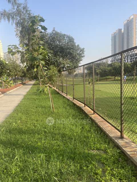 2 BHK Flat In Jaypee Greens The Pavilion Court, Sector 128 For Sale  In Sector 128