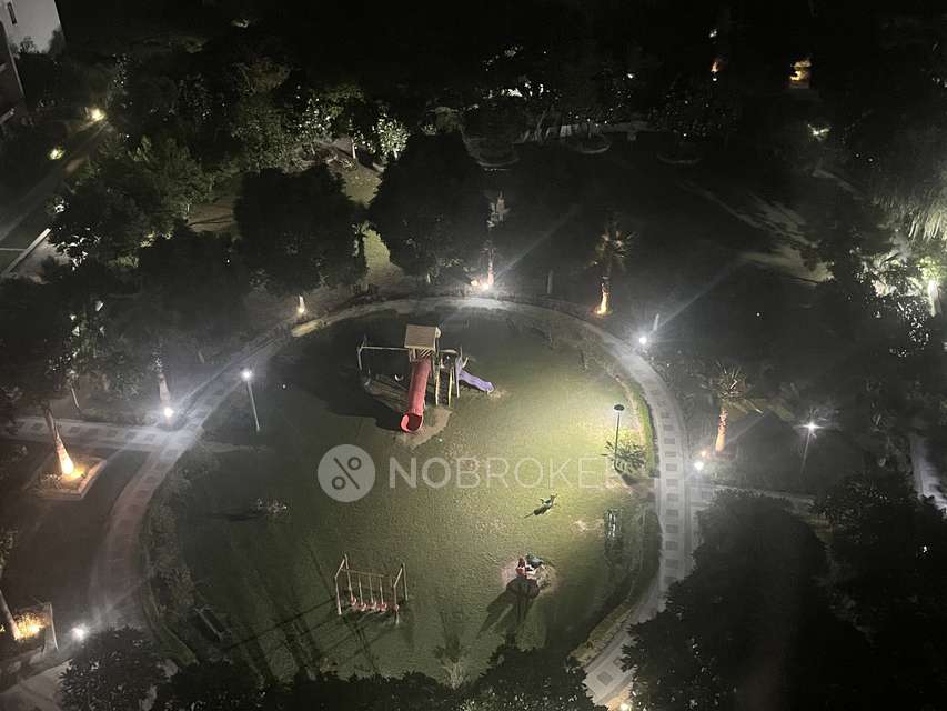 2 BHK Flat In Jaypee Greens The Pavilion Court, Sector 128 For Sale  In Sector 128