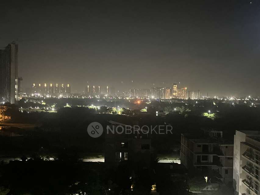 2 BHK Flat In Jaypee Greens The Pavilion Court, Sector 128 For Sale  In Sector 128