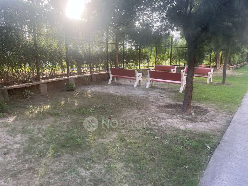 2 BHK Flat In Jaypee Greens The Pavilion Court, Sector 128 For Sale  In Sector 128