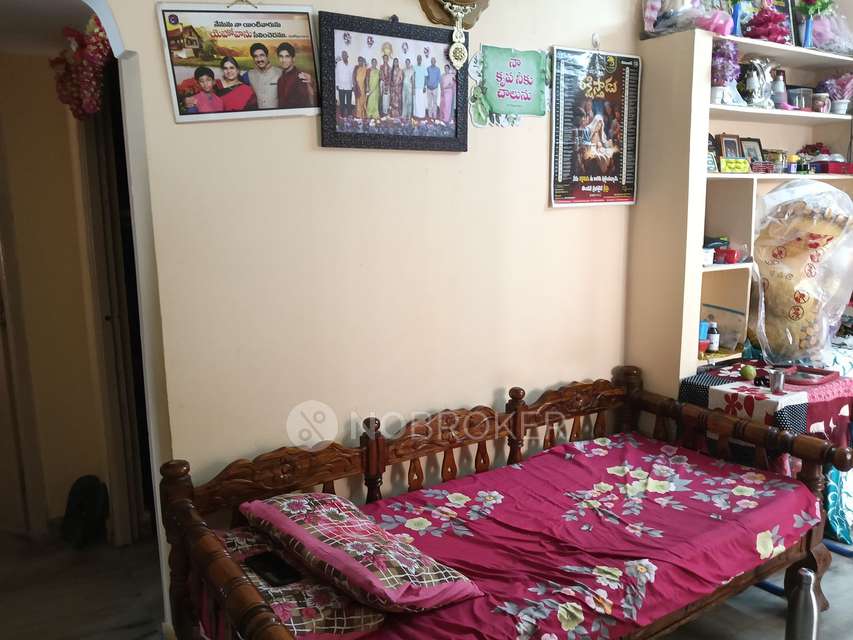 2 BHK Flat In Sri Laxmi Nilayam For Sale  In Sanath Nagar 