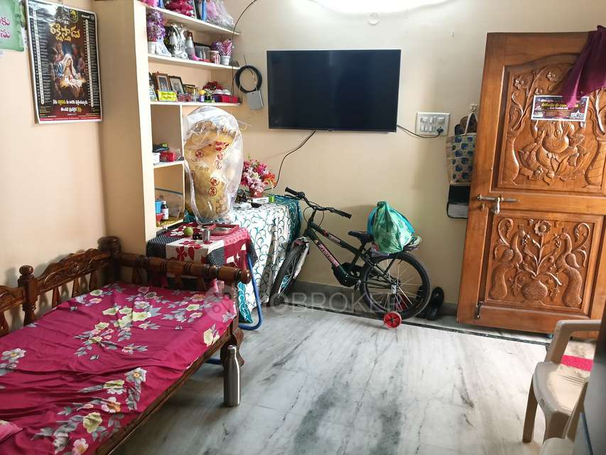 2 BHK Flat In Sri Laxmi Nilayam For Sale  In Sanath Nagar 