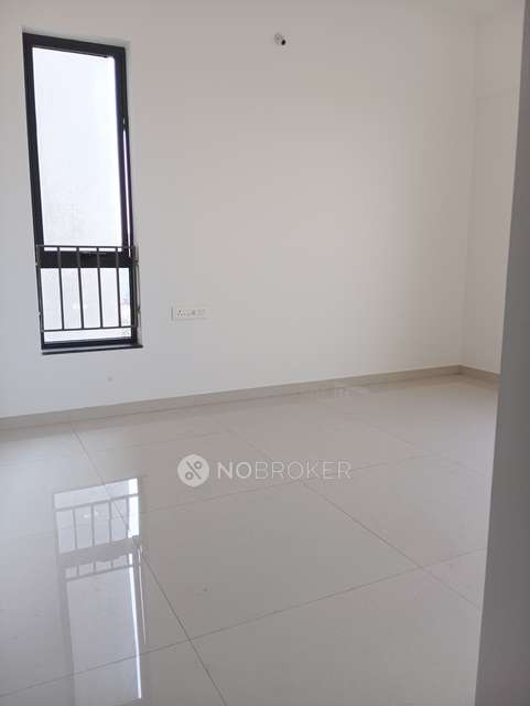 2 BHK Flat In Shapoorji Paloonji Sensorium For Sale  In Hinjewadi