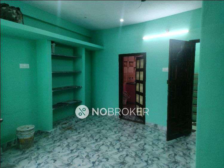 4+ BHK Flat For Sale  In Old Washermanpet