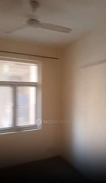 2 BHK Flat In Mahagun Mywoods for Rent  In Sector 16c