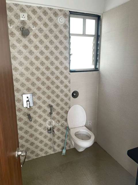 Shared Room for  In 2 BHK  In Millennium Atlas In Tathawade