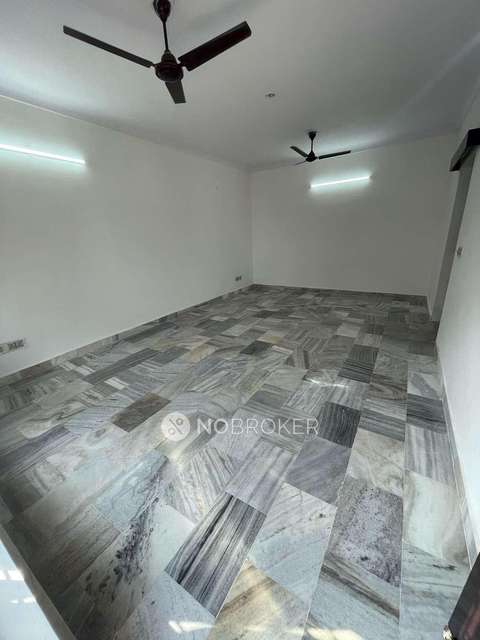 4 BHK Flat For Sale  In Vikaspuri