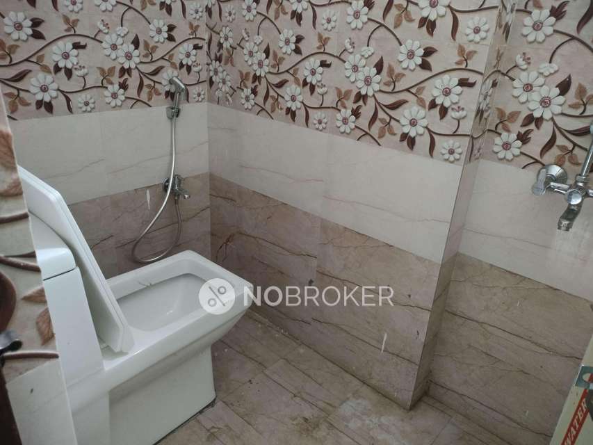 3 BHK Flat In Sandhya Sarovar Ii For Sale  In Kukatpally