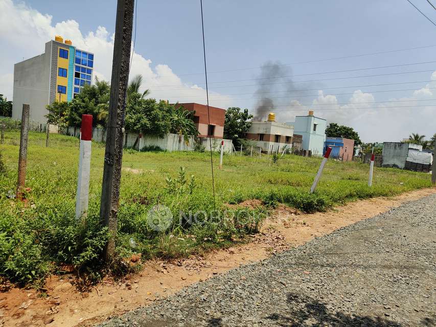 Plot For Sale  In Chinnanolambur