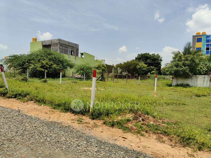 Plot For Sale  In Chinnanolambur