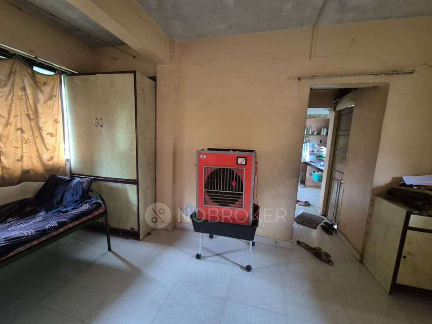 Shared Room for Male In 1 RK  In Dakkhan Patbandhare Society,  Bhamburda In Dakkahn Patbandhare Vibhag Building