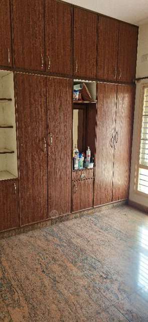 2 BHK Flat In Srinivas for Rent  In Keerthi Flora Apartment