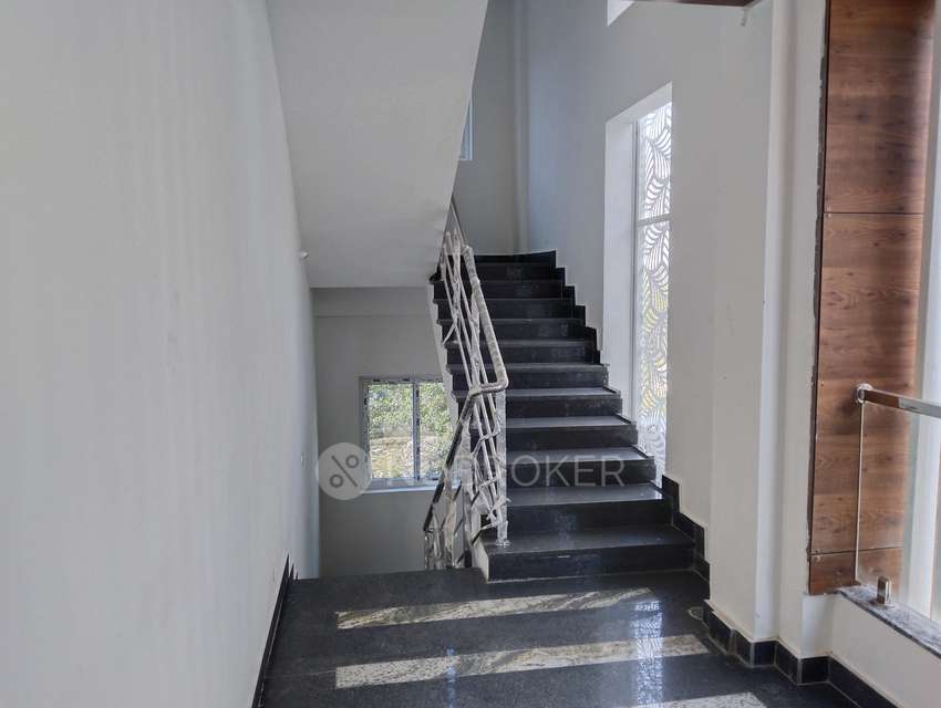 4 BHK Flat In Vista Grandeur For Sale  In Madhapur