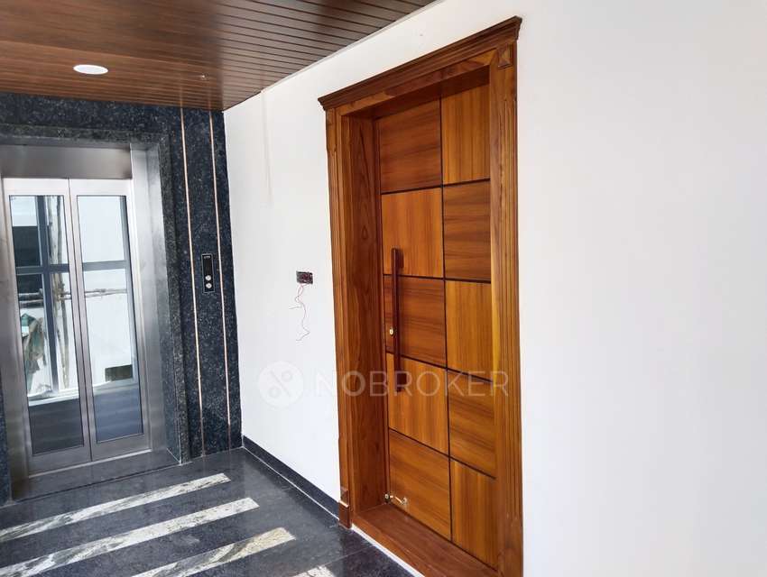 4 BHK Flat In Vista Grandeur For Sale  In Madhapur