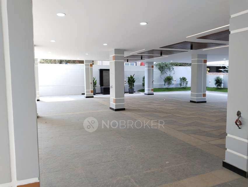 4 BHK Flat In Vista Grandeur For Sale  In Madhapur