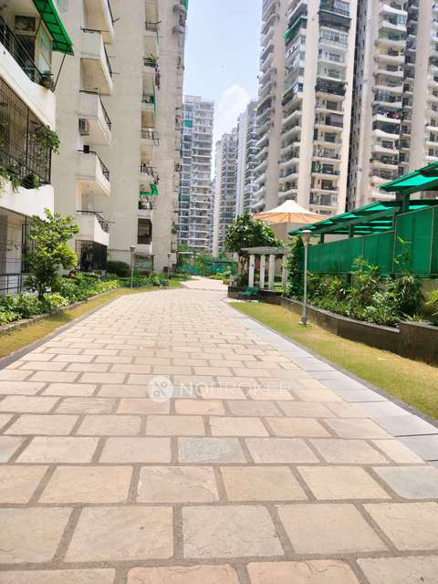 2 BHK Flat In Crossing Republik For Sale  In Crossings Republik