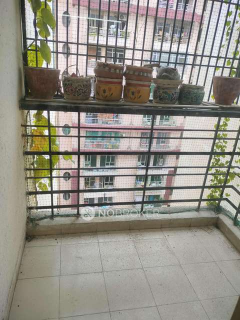 2 BHK Flat In Crossing Republik For Sale  In Crossings Republik