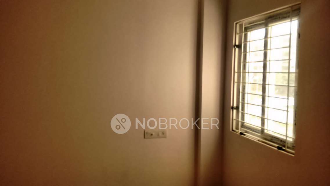2 BHK Flat In Amarprakash Temple Waves, Kundrathur For Sale  In Kundrathur