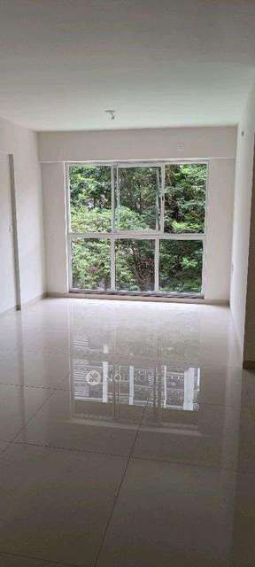 2 BHK Flat In Godrej Tranquil For Sale  In Kandivali East