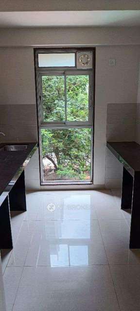 2 BHK Flat In Godrej Tranquil For Sale  In Kandivali East