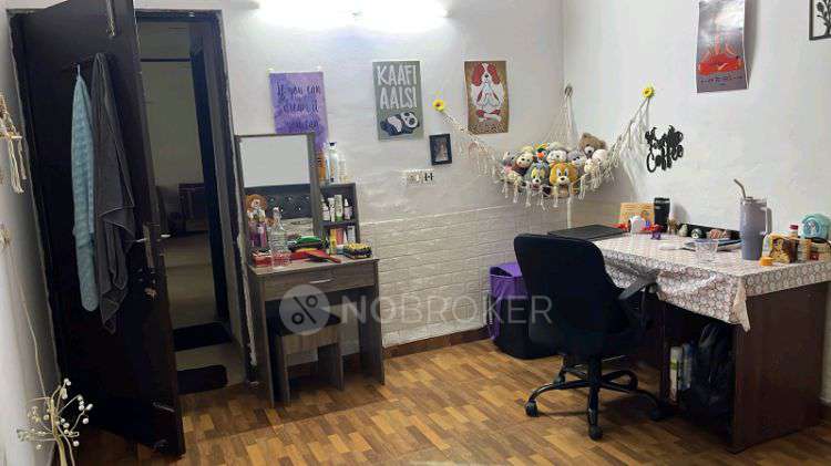 Single Room for Female In 3 BHK  In Gardenia Gateway In Sector 75