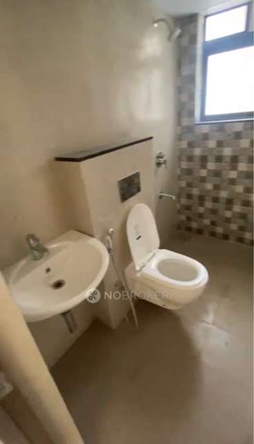 2 BHK Flat In Shapoorji Paloonji Vanaha Bavdhan for Rent  In Lavale