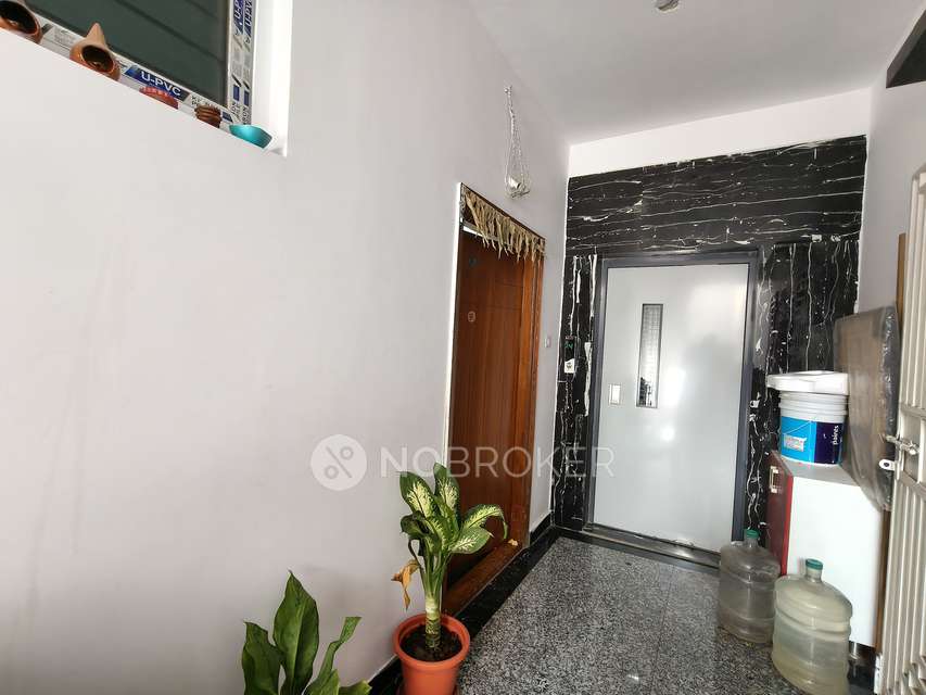 2 BHK Flat In Saravana Residency Puppalguda For Sale  In Puppalguda